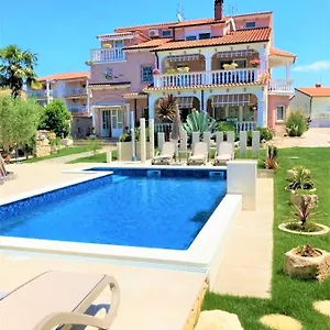 https://apartment-villa-engel.in-istria.net