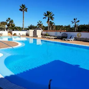 https://casa-lirio-costa-calma.in-canary-islands.com